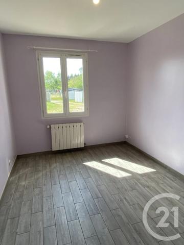 Maison à vendre  4 pièces - 90 m 2   LA GUERCHE SUR L AUBOIS  - 18
