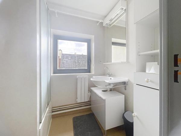 Lumineux Studio meublé à Saint-Félix