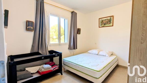 Maison 7 pièces de 225 m² à Velleron (84740)