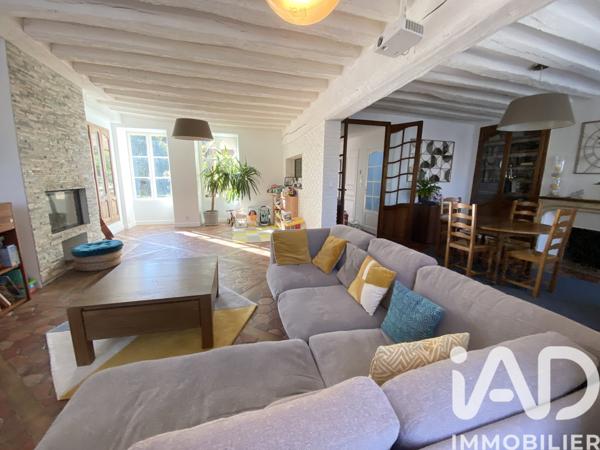 Maison à vendre 7 pièces 186 m² Saint-Fargeau-Ponthierry