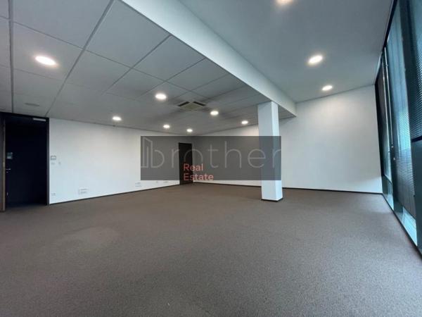 Bureau de 277 m² à vendre à Bordeaux Lac - Bruges