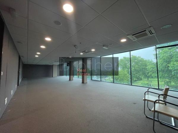 Bureau de 277 m² à vendre à Bordeaux Lac - Bruges