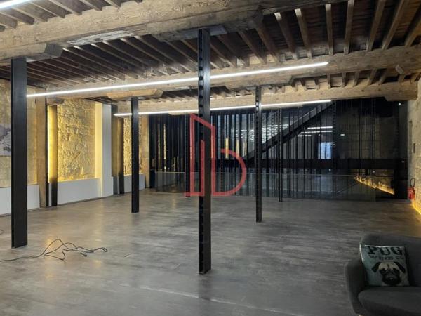 Bureau de 630 m² à vendre à Bordeaux Saint-Michel - Victoire