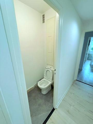 Appartement situé dans un quartier calme proche shop Park.