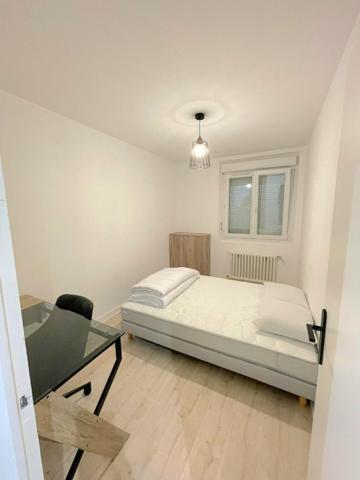 Appartement situé dans un quartier calme proche shop Park.