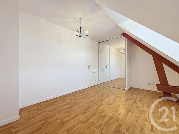 Maison à vendre  6 pièces - 128,80 m 2   ST CYR SUR LOIRE  - 37
