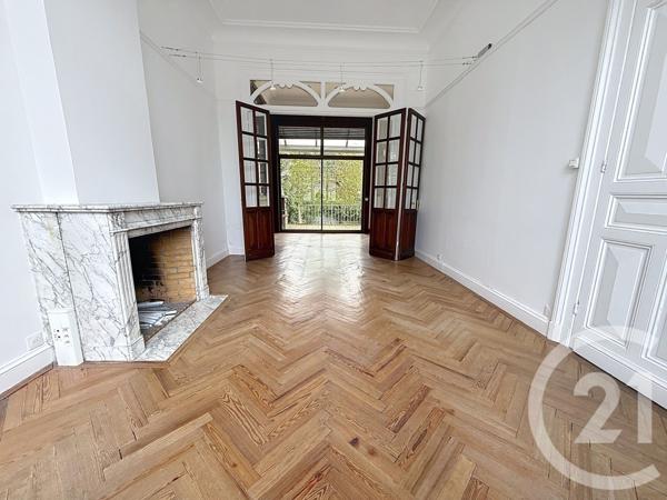 Maison à vendre  14 pièces - 233 m2 MOUVAUX - 59