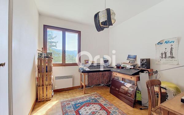 Maison à vendre    4 pièces •  Tourrette-Levens