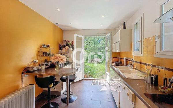 Maison à vendre    4 pièces •  Tourrette-Levens