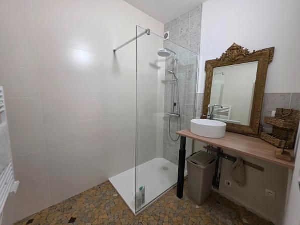 Appartement à vendre T2 Rénové à neuf en rez-de-chaussée - 42,73 m² - VICHY (03200) - 110 000 €