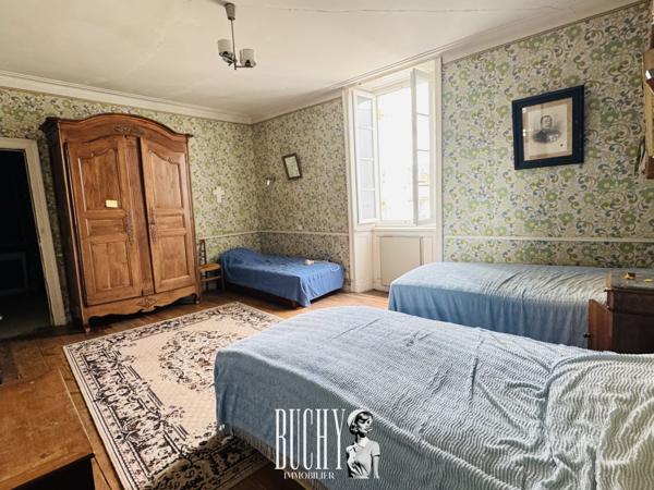 Maison 11 pièce(s) 8 chambre(s) 482 m²