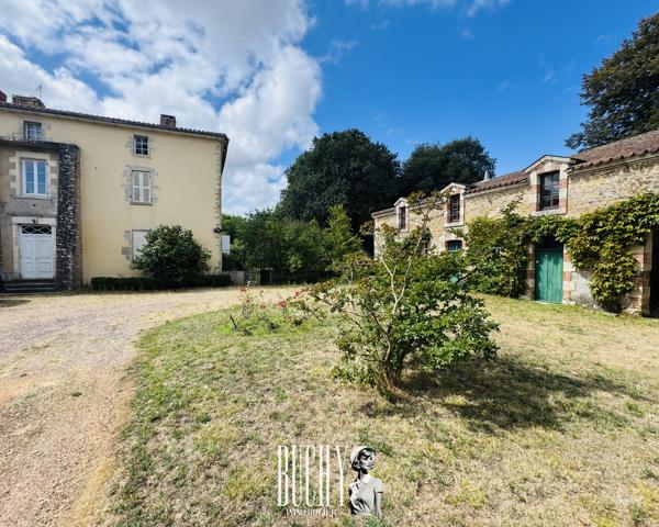 Maison 11 pièce(s) 8 chambre(s) 482 m²