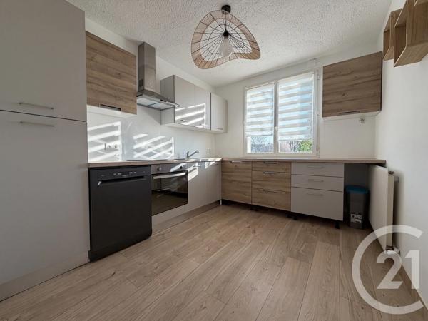 Maison à vendre  3 pièces - 65 m 2   BAGNOLES DE L ORNE NORMANDIE  - 61