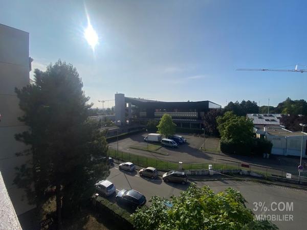 3%.COM F3 avec balcon- cave et parking  Bischheim (67800)
