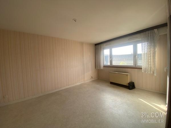 3%.COM F3 avec balcon- cave et parking  Bischheim (67800)