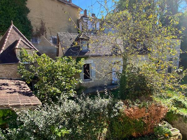 Maison de caractère en pierre avec jardin et dépendances, Sarlat-la-Canéda (24200)