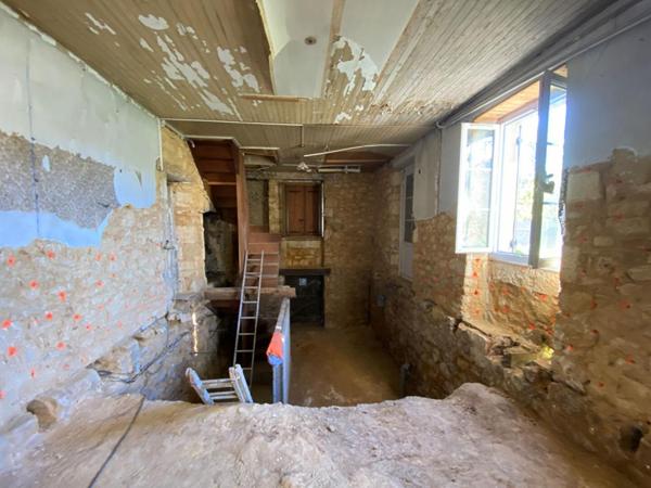 Maison de caractère en pierre avec jardin et dépendances, Sarlat-la-Canéda (24200)