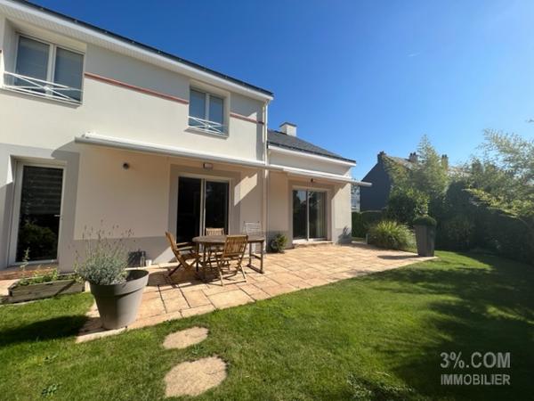 BOURG DE SAINTE-LUCE-SUR-LOIRE MAISON DE 128M² AVEC JARDIN Sainte-Luce-sur-Loire (44980)