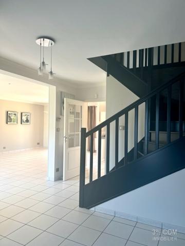 BOURG DE SAINTE-LUCE-SUR-LOIRE MAISON DE 128M² AVEC JARDIN Sainte-Luce-sur-Loire (44980)