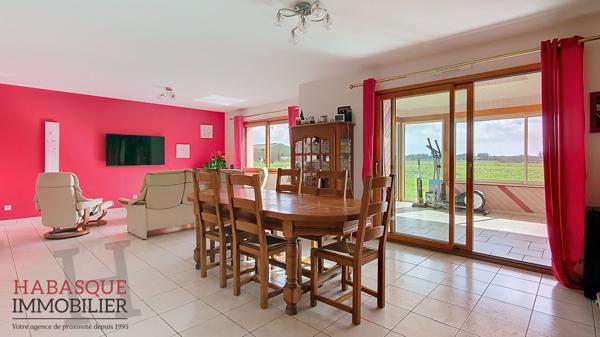 Maison Plouneventer 8 pièce(s) 175.4 m2 , Plouneventer