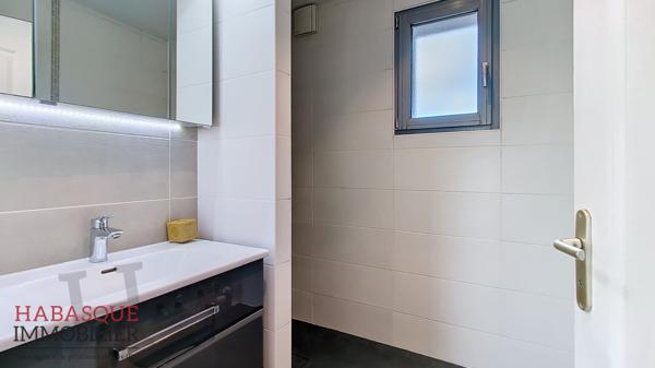 Maison Plouneventer 8 pièce(s) 175.4 m2 , Plouneventer