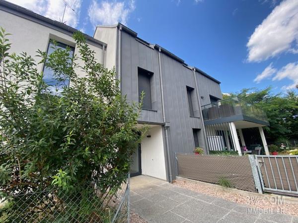 3%.COM -F2 rez de jardin loué pour investisseur Niederhausbergen (67207)