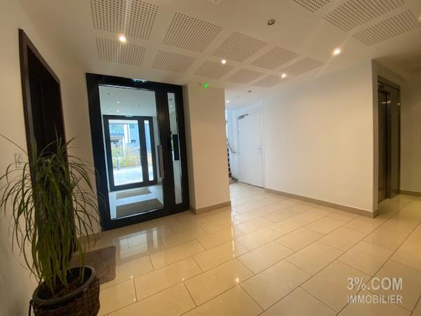 3%.COM -F2 rez de jardin loué pour investisseur Niederhausbergen (67207)