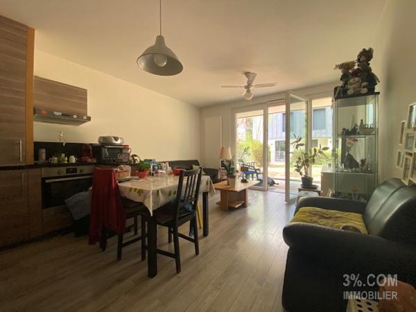 3%.COM -F2 rez de jardin loué pour investisseur Niederhausbergen (67207)