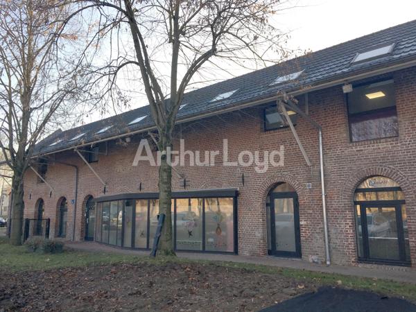 Bureaux à louer 105 m² - Parc de la Plaine Villeneuve d'Ascq, proche axes autoroutiers et transports en commun