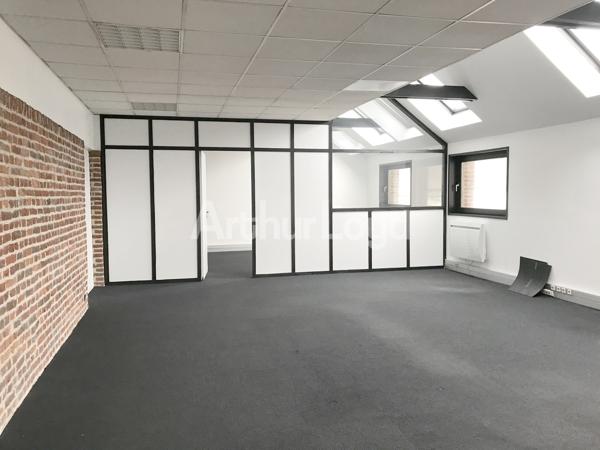 Bureaux à louer 105 m² - Parc de la Plaine Villeneuve d'Ascq, proche axes autoroutiers et transports en commun