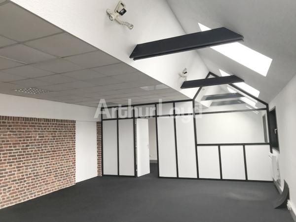Bureaux à louer 105 m² - Parc de la Plaine Villeneuve d'Ascq, proche axes autoroutiers et transports en commun
