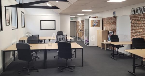 Bureaux à louer 105 m² - Parc de la Plaine Villeneuve d'Ascq, proche axes autoroutiers et transports en commun