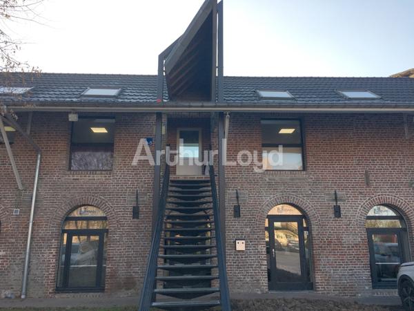 Bureaux à louer 105 m² - Parc de la Plaine Villeneuve d'Ascq, proche axes autoroutiers et transports en commun