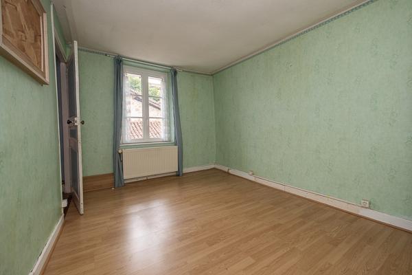 Maison
         3 pièces
        - 70 m² Exclusivité