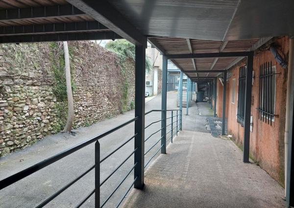 Local professionnel / loft