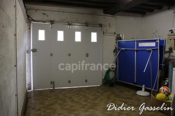 Dpt (28), à vendre maison de village