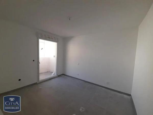 Appartement à louer 2 pièces 42.6m² Nîmes (30900)