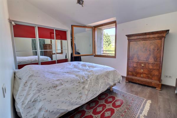 Appartement 8 pièces - 247 m² Exclusivité efficity