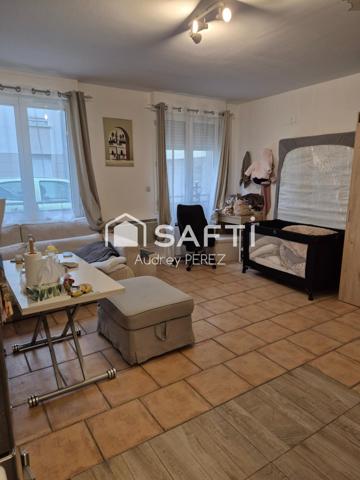 STUDIO DANS UNE BELLE RESIDENCE COTE COUR