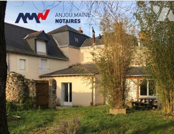 SABLE SUR SARTHE MAISON DE VILLE LOUEE- CENTRE - REF : CC1970