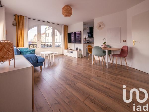 Appartement 3 pièces de 64 m² à Magny-le-Hongre (77700)