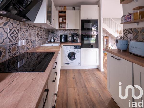 Appartement 3 pièces de 64 m² à Magny-le-Hongre (77700)