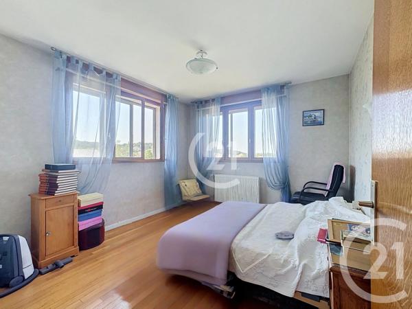 Maison à vendre  7 pièces - 156 m 2   FESCHES LE CHATEL  - 25
