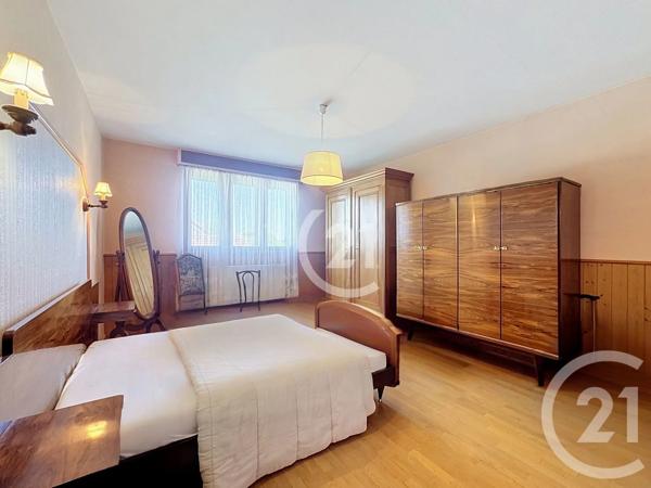 Maison à vendre  7 pièces - 156 m 2   FESCHES LE CHATEL  - 25