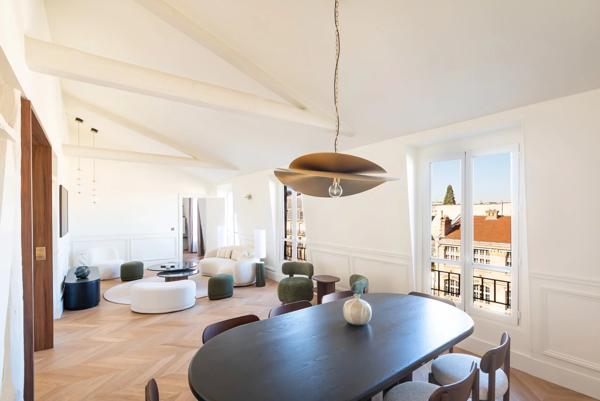 Appartement Paris 7e - TOUR-MAUBOURG / INVALIDES