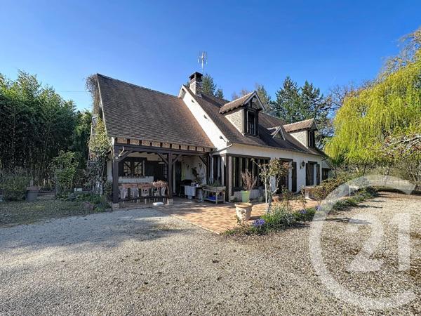 Maison à vendre  9 pièces - 222,40 m2 CLEMONT - 18