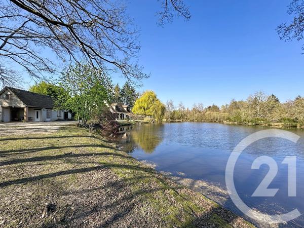 Maison à vendre  9 pièces - 222,40 m2 CLEMONT - 18