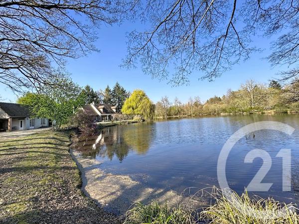 Maison à vendre  9 pièces - 222,40 m2 CLEMONT - 18