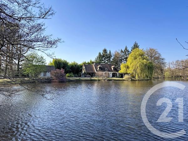 Maison à vendre  9 pièces - 222,40 m2 CLEMONT - 18