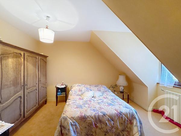 Maison à vendre  9 pièces - 222,40 m2 CLEMONT - 18